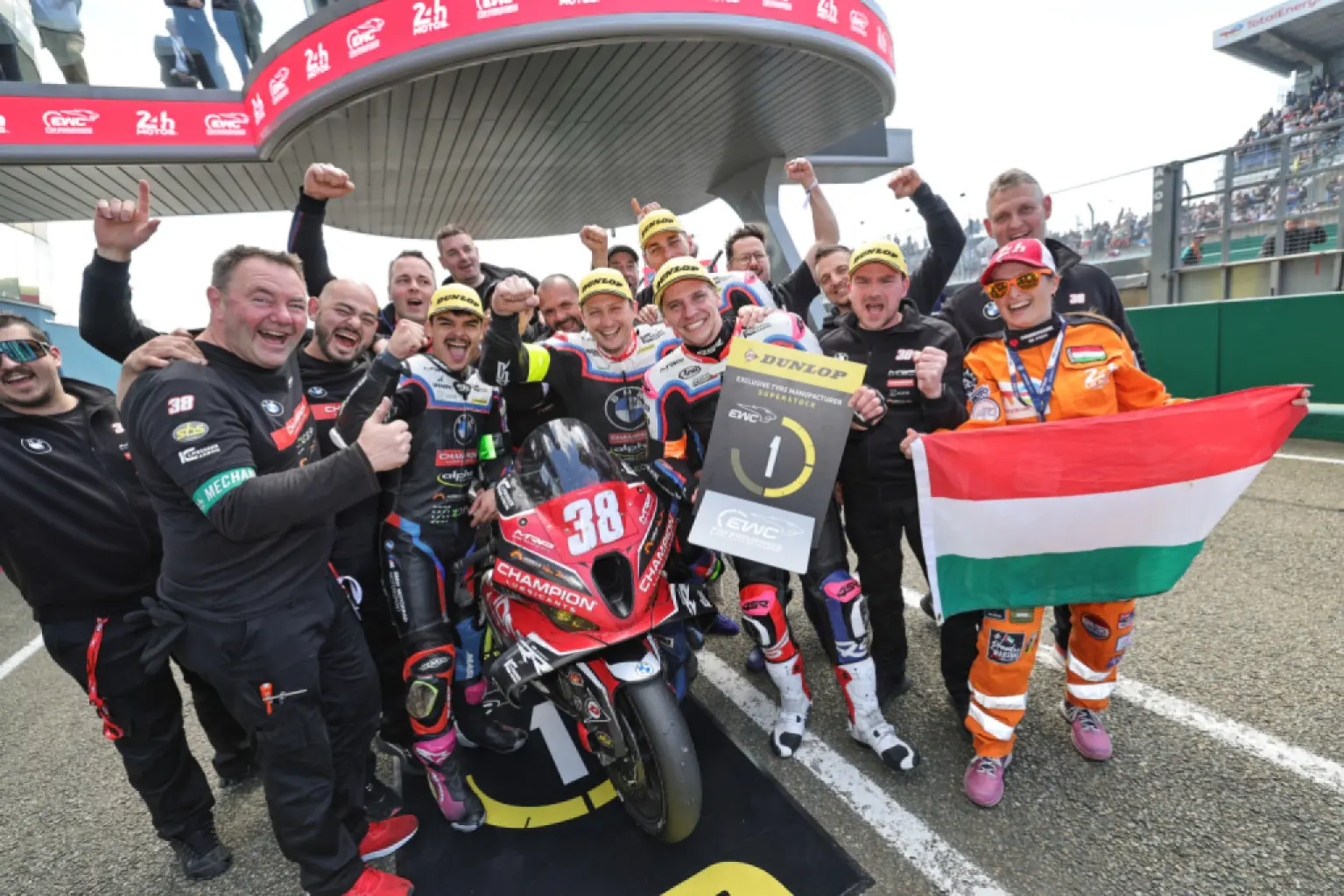 2026 EWC 利曼 24 耐：Champion HERT powered by MRP横扫 Superstock 夺冠，11 圈神级领先缔造三连胜