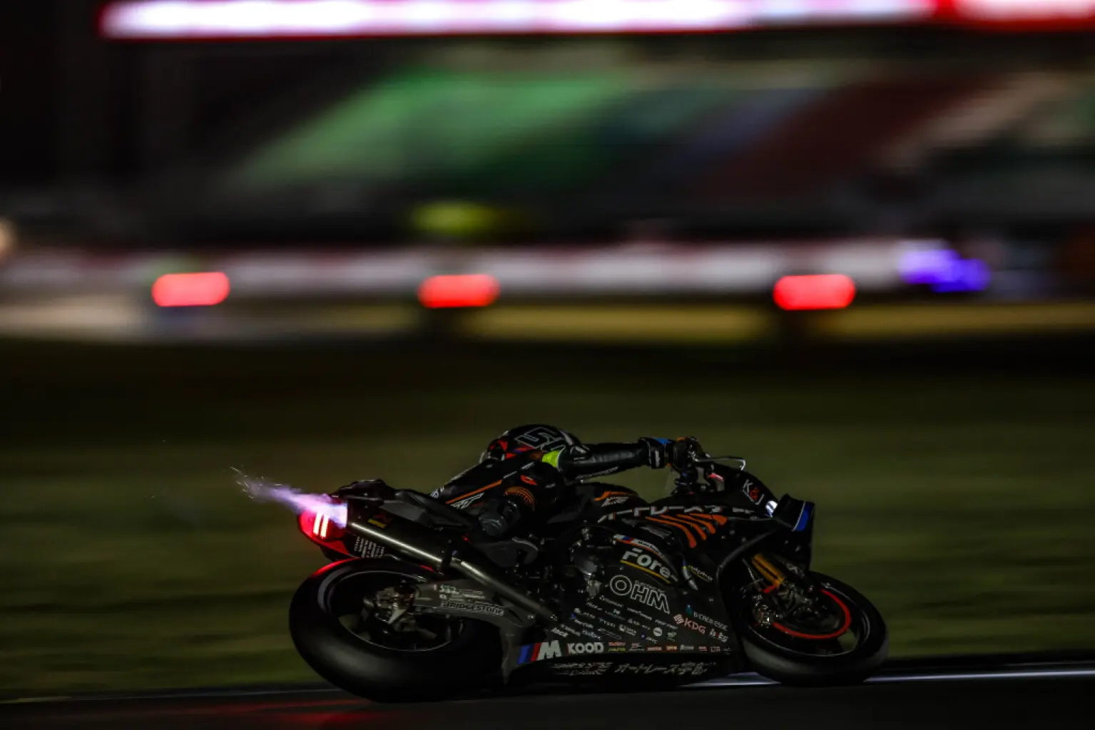 陽光升起照耀布加迪賽道Bugatti！