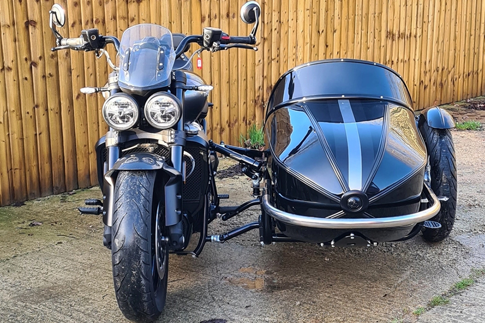 Watsonian推出適用於Triumph Rocket 3肌肉型電單車的邊車安裝套件