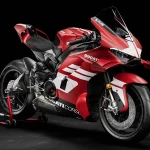 【新車】DUCATI「Superleggera V4 Centenario」百年終極紀念車發表｜全球首款碳陶瓷煞車碟盤＋碳纖維前叉外管，限量500台