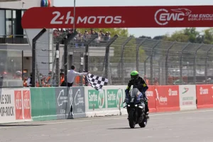 2026 利曼 24 耐戰報：YART Yamaha 強勢二連霸！BMW 遺憾痛失領先，Kawasaki Webike Trickstar 穩奪季軍