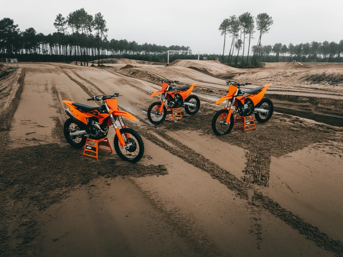 2027 KTM SX 系列正式發表！9款越野車全數續推　新塗裝強化廠車戰鬥感