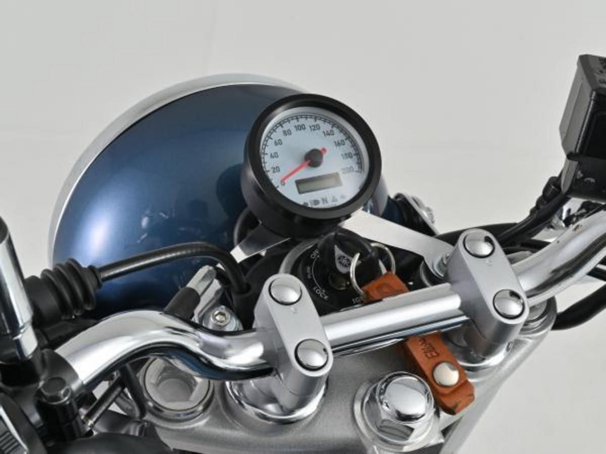 【新產品】Daytona VELONA Φ60電子式速度／轉速表登場！鋁合金機身整合多功能儀表　對應改裝車與復古車系
