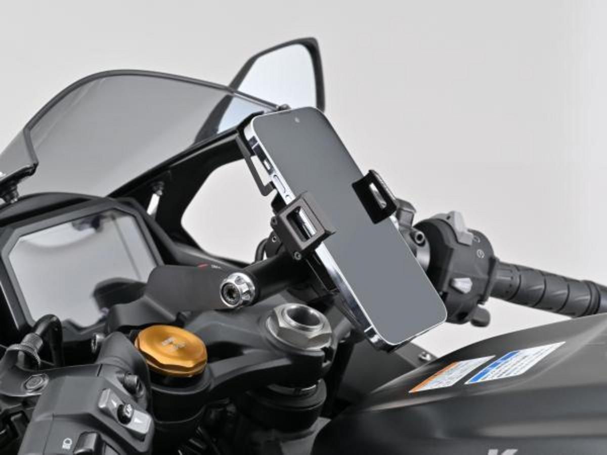Daytona推出「FLEX FSH-4」金屬手機架！新型減震結構保護手機鏡頭　低重心設計兼顧美觀與穩定性