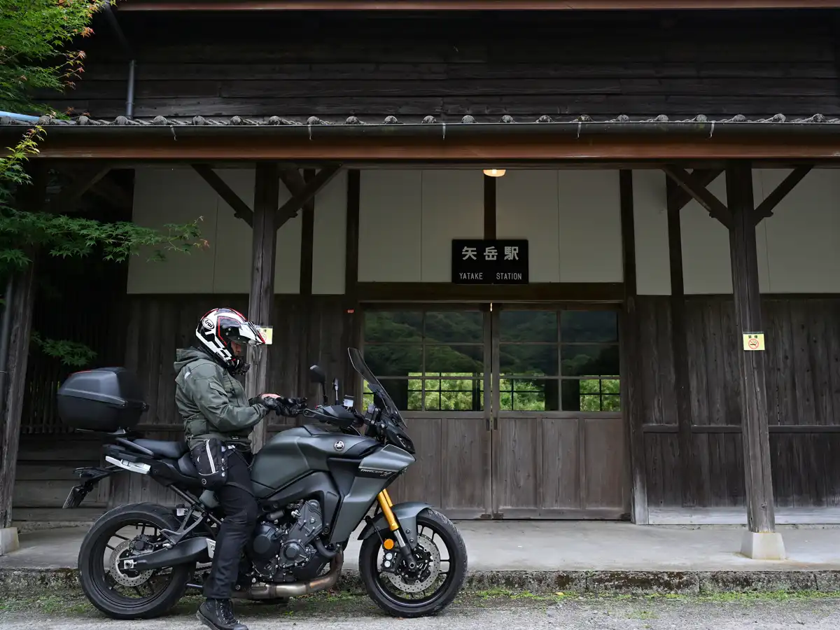 九州秘境铁道巡礼｜熊本人吉5大怀旧车站与骑车旅行景点推荐