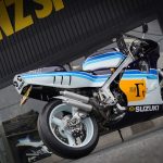 【改裝神作】SUZUKI RG500 Gamma 真實復刻 RGV-γ 廠車｜KENZ SPORTS 打造最接近 Works GP 的傳奇改裝