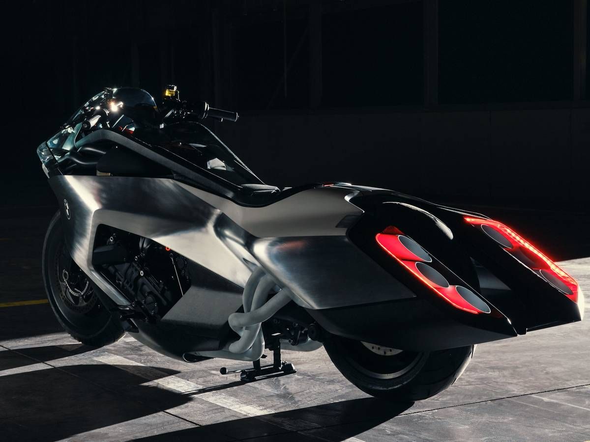 BMW Vision K18全球首發！1800cc直列六缸巡航概念車登場　雙出排氣＋未來空力造型震撼亮相