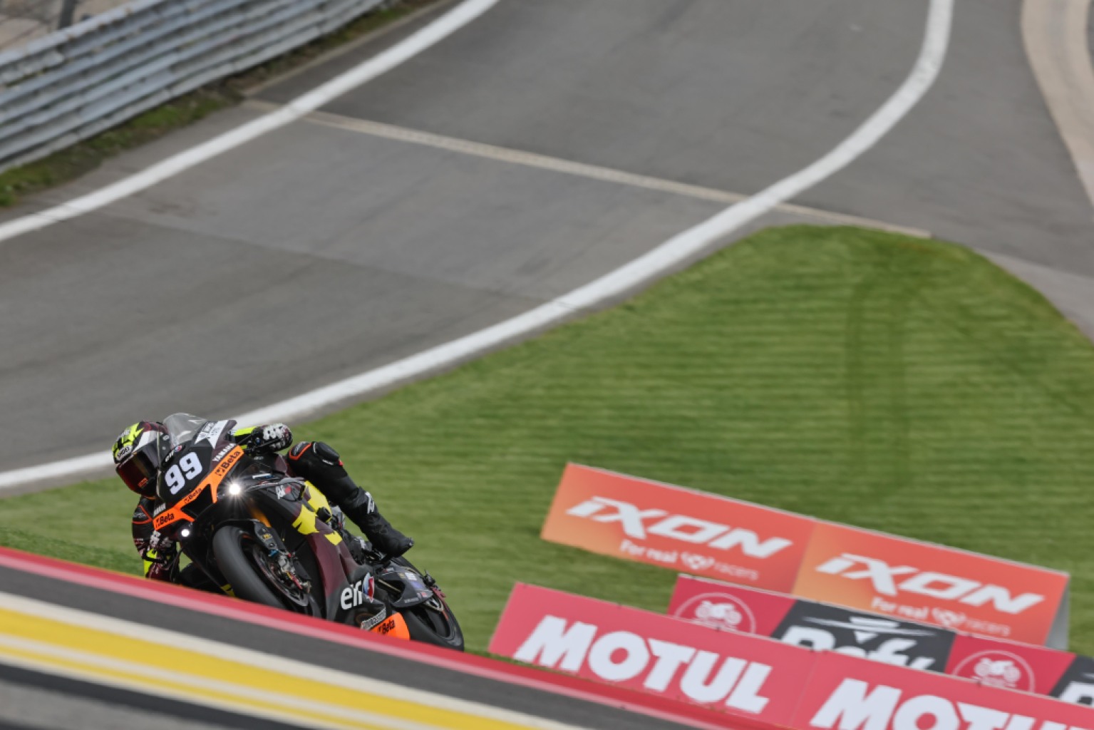 FIM EWC斯帕8小時耐力賽|Elf Marc VDS KM99展現潛力 Bendsneyder摔車受傷遺憾第29名完賽
