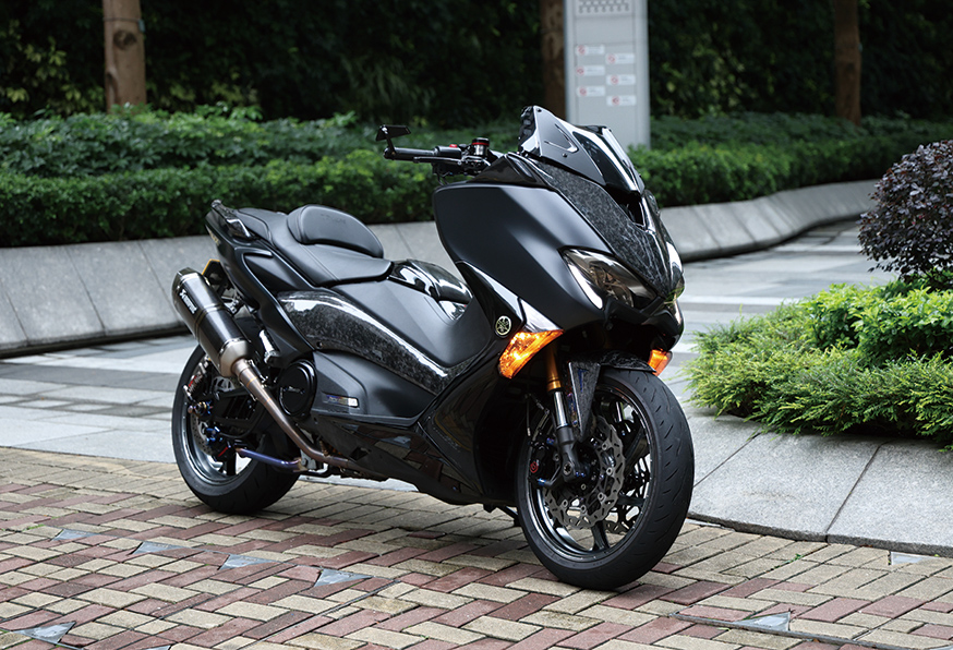 彎道極限大解放！TMAX 560升級17吋MFZ Racing鍛鈴與CNC尾擔車主報告
