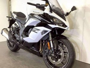 Ninja 1100SX車主評價｜原廠側箱設計完美 夢想Full Pannier北海道夫婦同遊【Webike愛車精選】