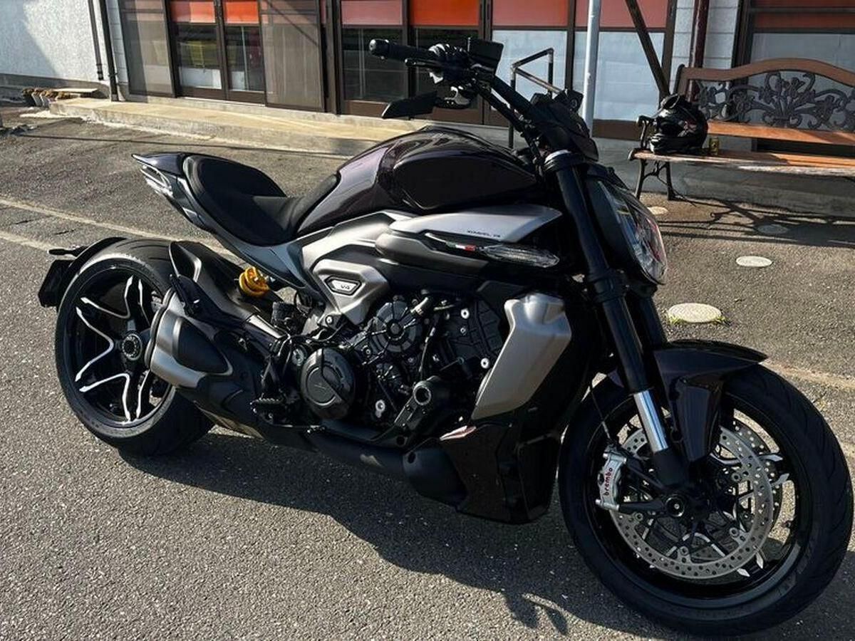 Ducati X Diavel V4車主評價｜由Diavel Carbon換購 1158cc V4帥氣外型省油定速巡航神好用【Webike愛車精選】