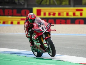Nicolò Bulega 荷蘭亞森站三連勝 2026 WorldSBK排位賽SCX領銜、長距離賽SC0主導