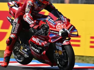 MotoGP 2026匈牙利GP｜Marc Márquez骨折一個月後復出奪生涯第100勝 米其林MotoGP第50勝同步達成