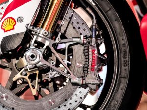 WorldSBK 2027年獨家導入Brembo Hyction™碳陶瓷煞車系統