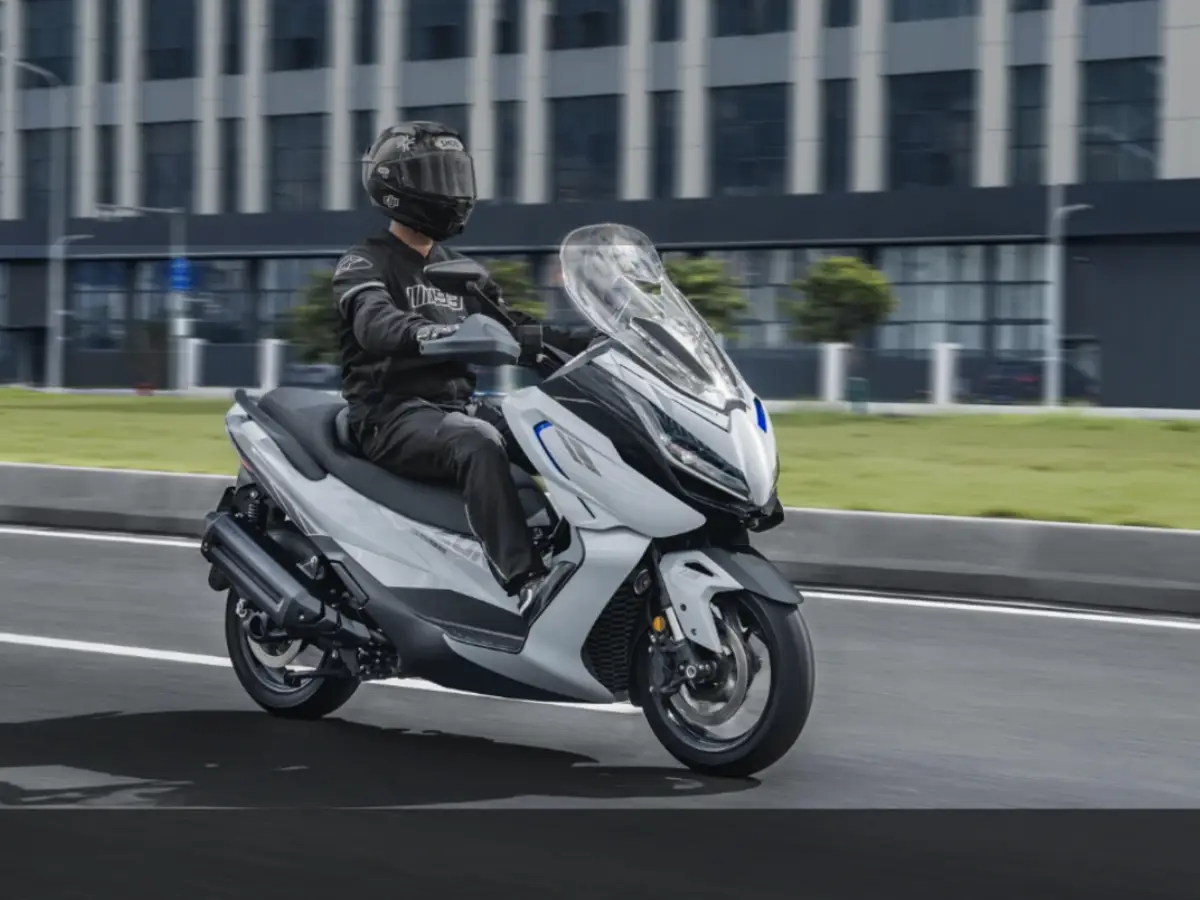 【新車發表】中國ZONTES旗艦速克達「368E 2026款」日本開始預購！368cc水冷引擎搭載TFT螢幕雙行車記錄器