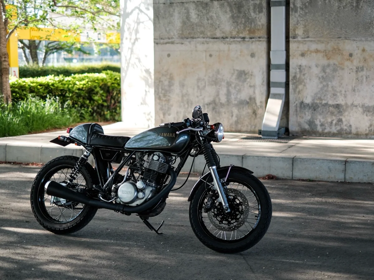 若以YAMAHA SR500打造Cafe Racer？｜16年持續進化的「原廠咖啡賽車幻想」實現之作