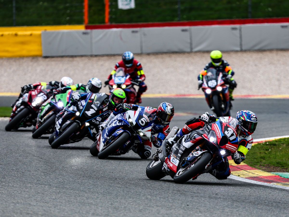 【EWC 2026第2站】BMW稱霸斯帕(Spa)8小時耐力賽！YART Yamaha亞軍、Kawasaki Webike Trickstar季軍，變幻天氣主宰動盪決賽