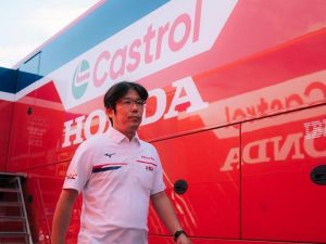 【MotoGP人事異動】Honda HRC「本田HRC Castrol」車隊2027年起啟用新任車隊經理川瀨幹彥！Alberto Puig轉任顧問