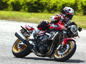 【试驾】Honda本田CB1000F×ACTIVE改装悬吊套件 让CB骑起来更安心！