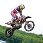【全日本越野摩托車錦標賽2026 Rd.6北海道千歲】川井麻央泥濘賽道六連勝！克服起跑閘門故障旗幟起跑完美掌握