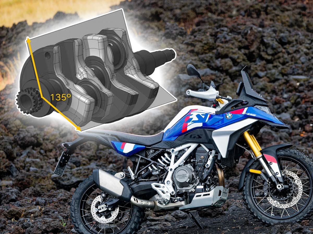 【科技解析】BMW F450GS 首創「135度曲軸」！對比180/270度雙缸引擎：聲浪、牽引力與優缺點全拆解