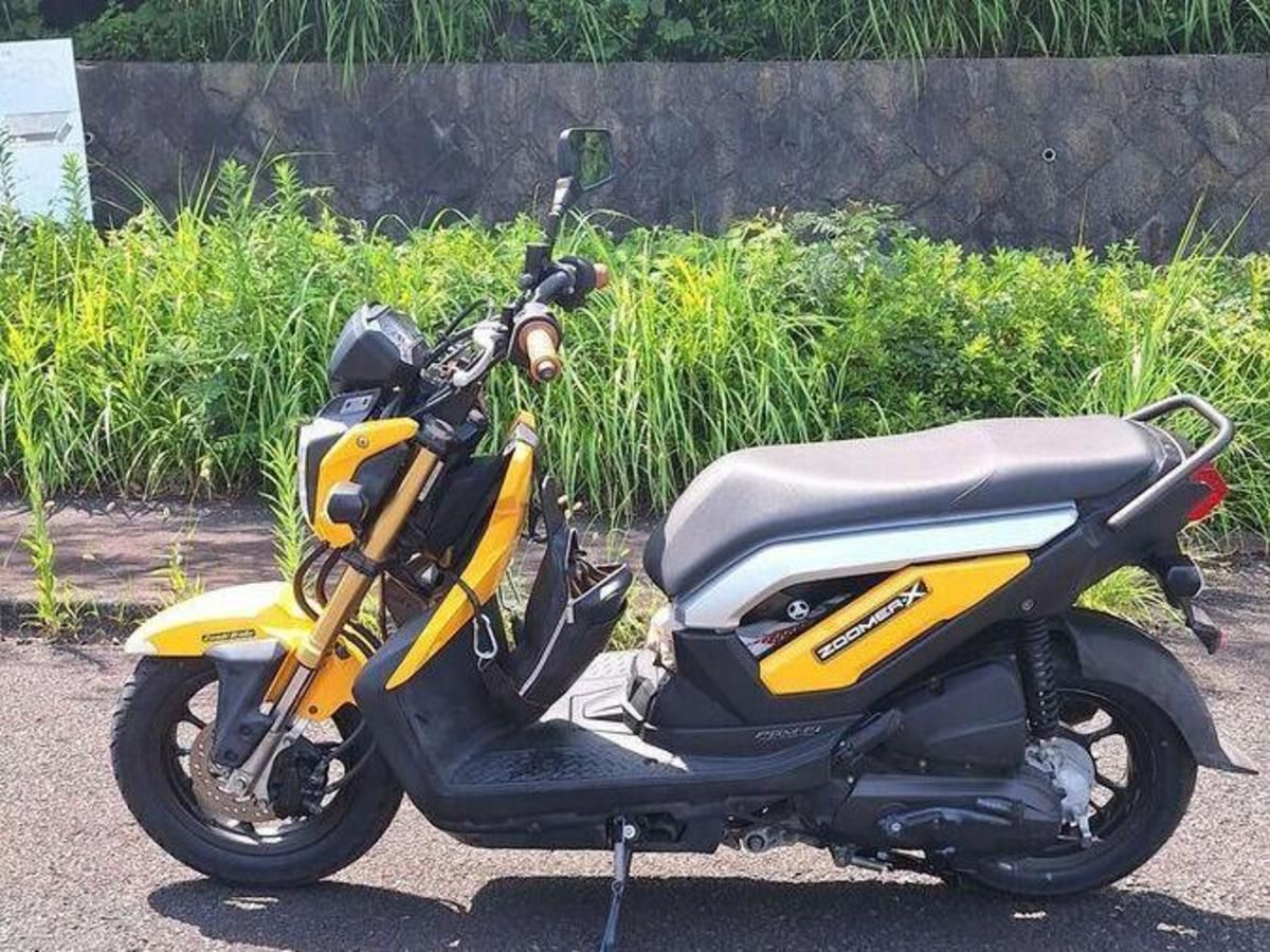 HONDA Zoomer X 車主分享｜不方便，卻讓人越騎越上癮的個性速克達【Webike愛車精選】