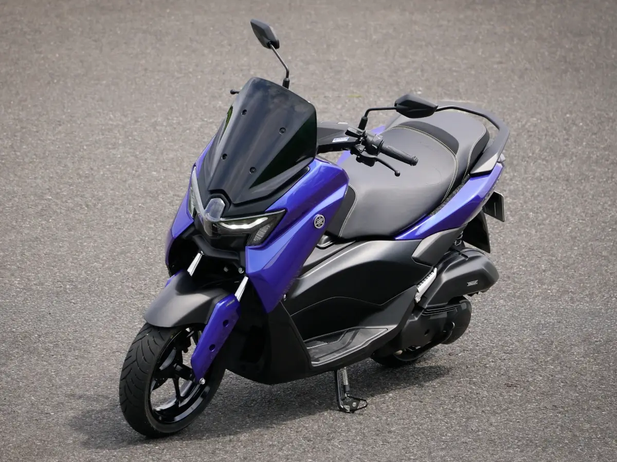 Yamaha NMAX155試駕評測｜YECVT降檔功能×雙螢幕×S/T騎乘模式，155cc速克達全方位易駕性為MAX系列之最！