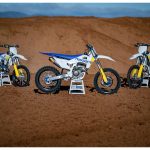 【新車】Husqvarna 2027年式越野9款登場！白色車架×瑞典配色×APP引擎調整，日本7月發售
