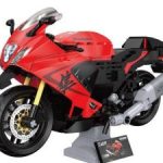 Suzuki「Hayabusa（隼）」官方授權積木模型「CaDA C62051W」！1/12比例×299塊零件×全長17.9cm×流線型整流罩精緻重現