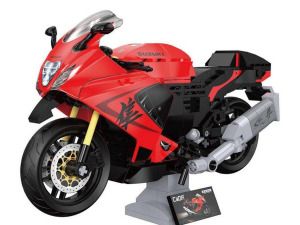 Suzuki「Hayabusa（隼）」官方授權積木模型「CaDA C62051W」！1/12比例×299塊零件×全長17.9cm×流線型整流罩精緻重現