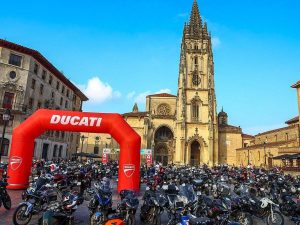 Ducati參展西班牙「OSOS 1000」摩托車騎行活動！Multistrada V2 S/V4 S/V4 Rally×新款DesertX冒險車款齊亮相
