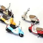 【開箱評測】Toys Cabin 1/64 YAMAHA Vino 模型鑰匙圈登場！精緻還原經典速克達