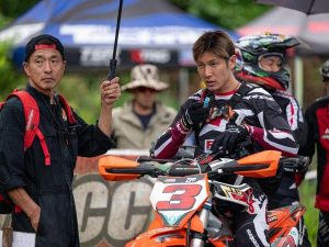 【JNCC 2026第5站】矢野和都KTM 300 XC並列冠軍創紀錄！成田亮KTM 250 XC-W奪第四名，Cheese-nut Park惡劣天氣賽報