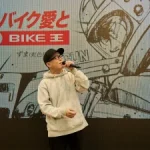 機車王新CM持續採用「バリバリ伝説」！ 在澀谷車站前大型螢幕舉辦大使「ずま（虹色侍）」的發表演唱會！