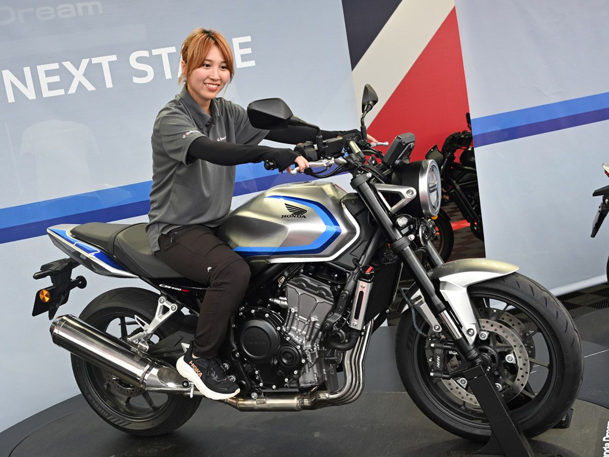【獨家】新款Honda CB400 Super Four鈴鹿8耐首度公開引擎聲浪！E-Clutch確定搭載×售價百萬日圓以下預測