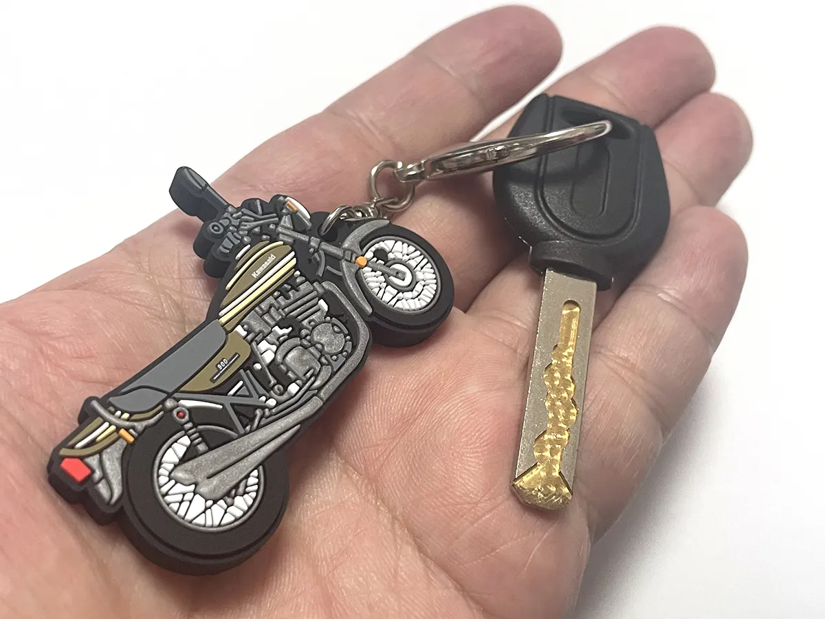 【開箱評測】Toys Cabin「Kawasaki機車橡膠鑰匙圈 大型篇」！Z1×Z900RS×GPZ900R×ZX-10R全6款轉蛋精緻重現