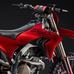 Ducati「Desmo250 MX」發表！249cc Desmodromic引擎最高15,000rpm×循跡控制×預測性維護，越野250cc新標竿