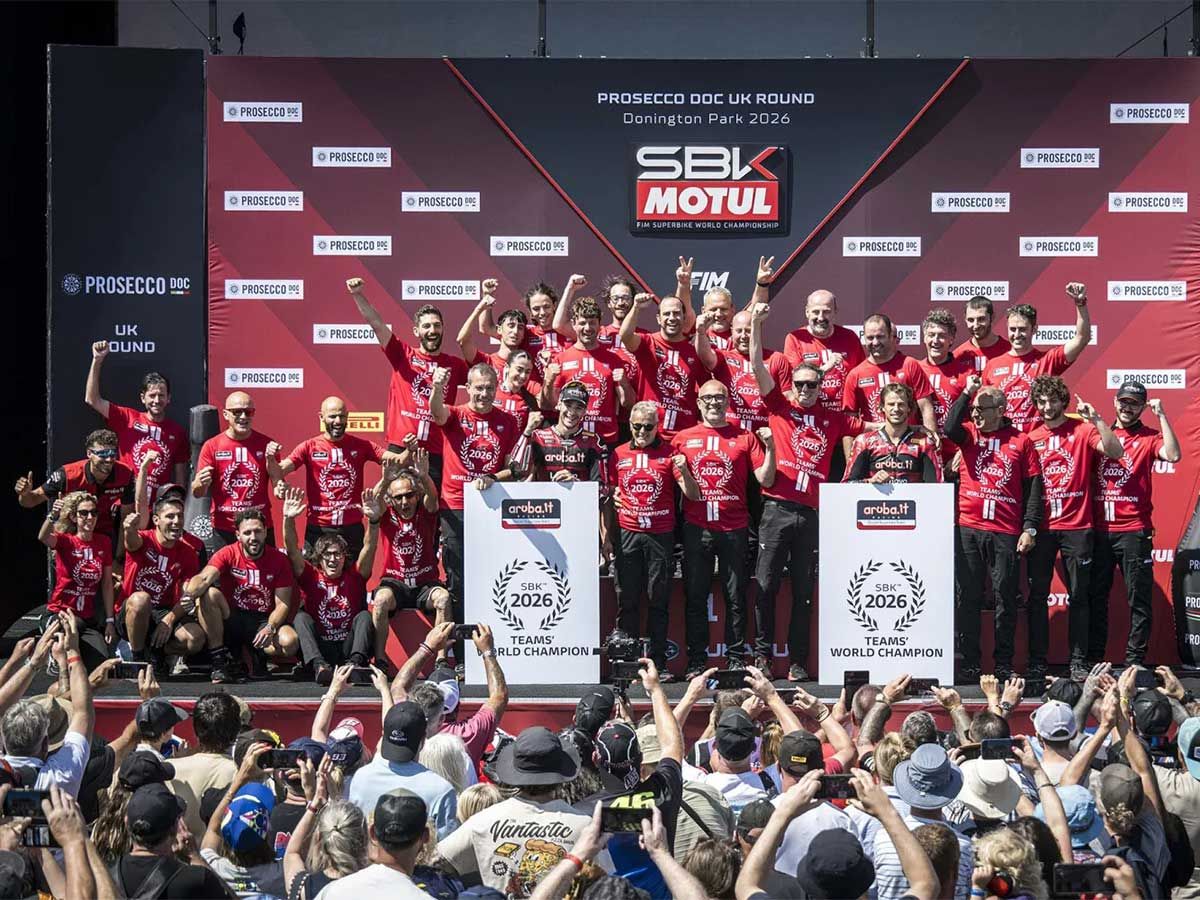 【WSBK 2026多宁顿公园】Ducati五连霸!Bulega×Lecuona帽子戏法×车队制造商双料冠军提前确定
