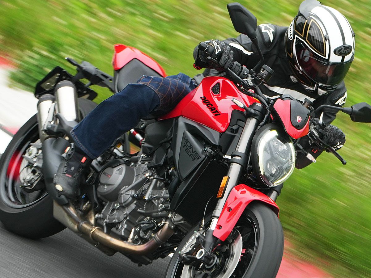 Ducati新款「Monster+」（2026年式）試駕報告｜890cc V2×175kg超輕量×775mm低座高，第五代是歷代門檻最低一款