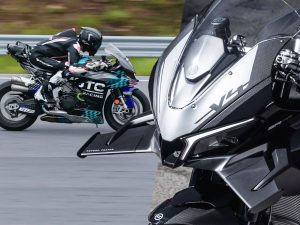 【中國機車首破300km/h】CFMOTO「V4 SR-RR」時速315.82km/h創紀錄！997cc V4逆向曲軸×超過210PS×主動式空力套件