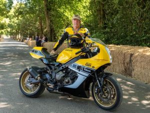 【Goodwood Festival of Speed】Kenny Roberts骑乘XSR900 GP黄黑涂装爬坡赛！Wayne Rainey版同步展出×YZR500传奇实车亮相