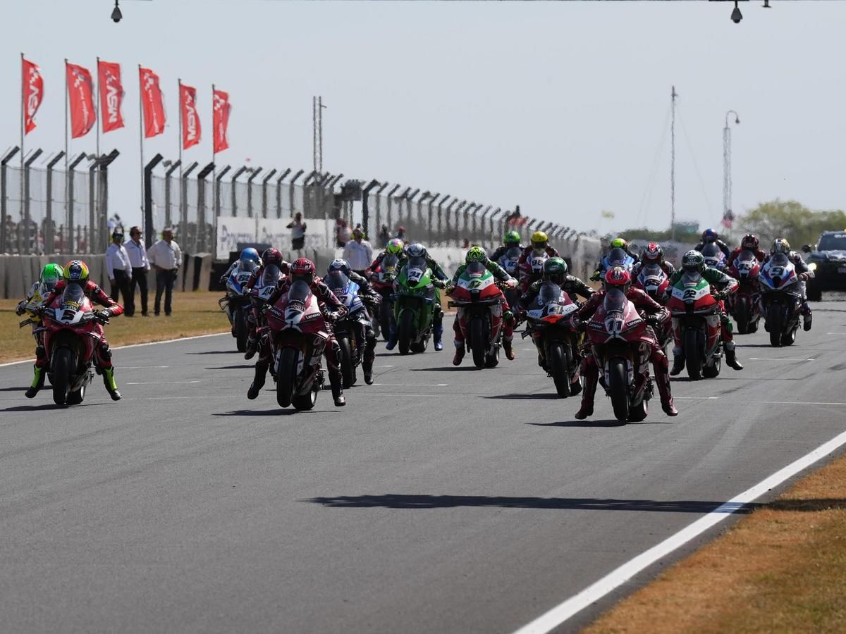 【WSBK規則】2027-2030年賽季規則公布！四缸引擎2030年擴大至1200cc×2027年轉速限制×燃油單一供應商