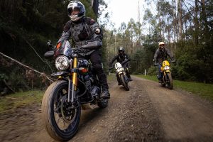 Triumph Scrambler 400 XC的狂野造型与公路实用性的完美结合