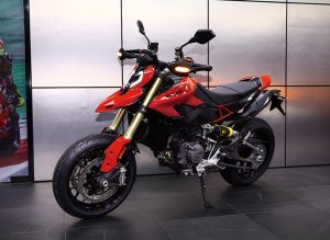 2026 Ducati Hypermotard V2 再次破格玩樂與性能的平衡點