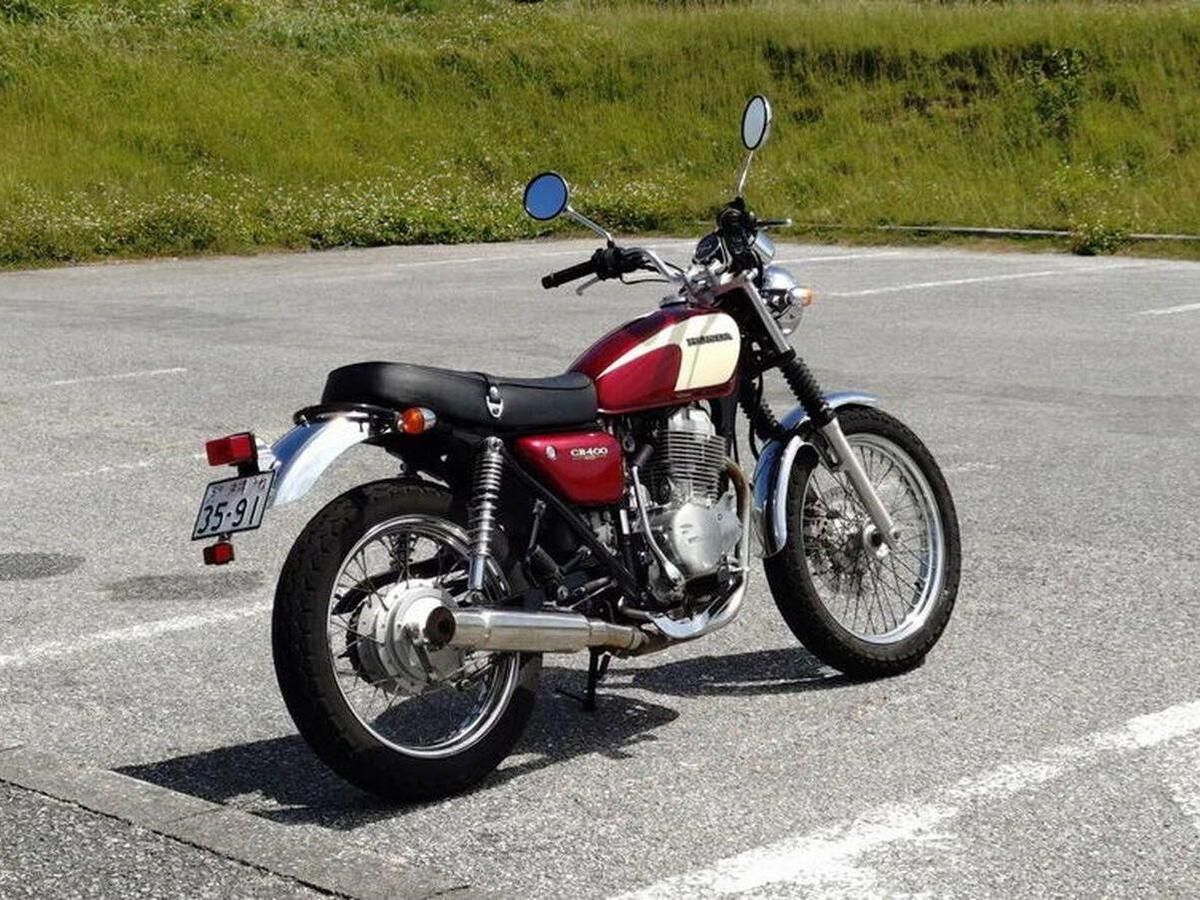 Honda「CB400SS（397cc）」車主評價｜400cc街車最輕量×氣冷單缸鋼絲輪框×原廠零件半數停產缺點×18吋鋁框/Moriwaki排氣管改裝計畫【Webike愛車精選】