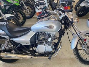 Kawasaki“Eliminator 125”海外规格车主评价｜双活塞前卡钳×充沛动力×平行输入入手×通勤旅行实用首选【Webike爱车精选】