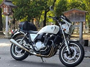 Honda「CB1100」車主評價｜氣冷直四古典外觀×鍍鉻油箱蓋×從採買到長途旅行實用主義，「瀟灑帥氣大叔的摩托車」【Webike愛車精選】