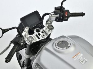 【新產品】OVER Racing「CB1000F（2026年式）運動騎乘把手套件」！0度傾斜×夾角22至28度無段可調×鑰匙鎖芯外蓋切削加工×銀色/黑色