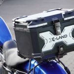Kaedear“X-LAND铝合金后箱 XLD-Y”安装实测！铝合金车身×不锈钢锁定机构×45L安全帽刚好放入×黑色/银色3尺寸展开