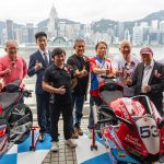 張雪親赴香港交付首批 820RR 旗艦跑車！宣布 2028 年以 V5 引擎戰車挑戰 WorldSBK 1000cc 頂級賽事